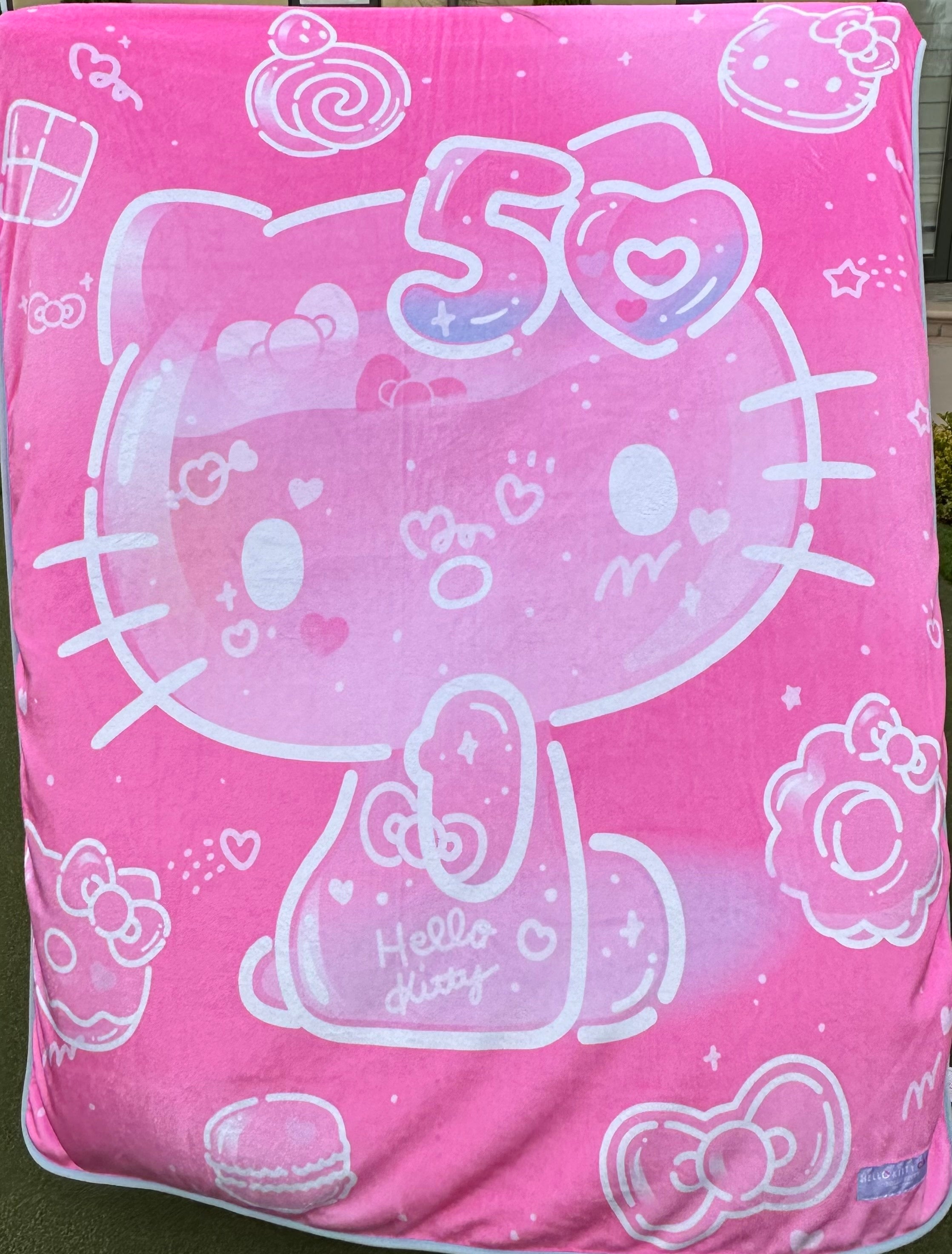 Throw Blanket | Hello Kitty Cafe